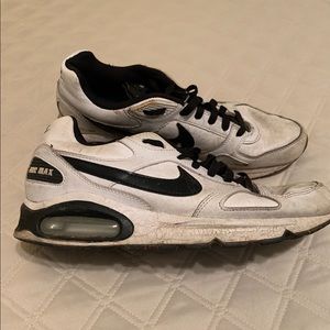 Nike AirMax men’s size 9